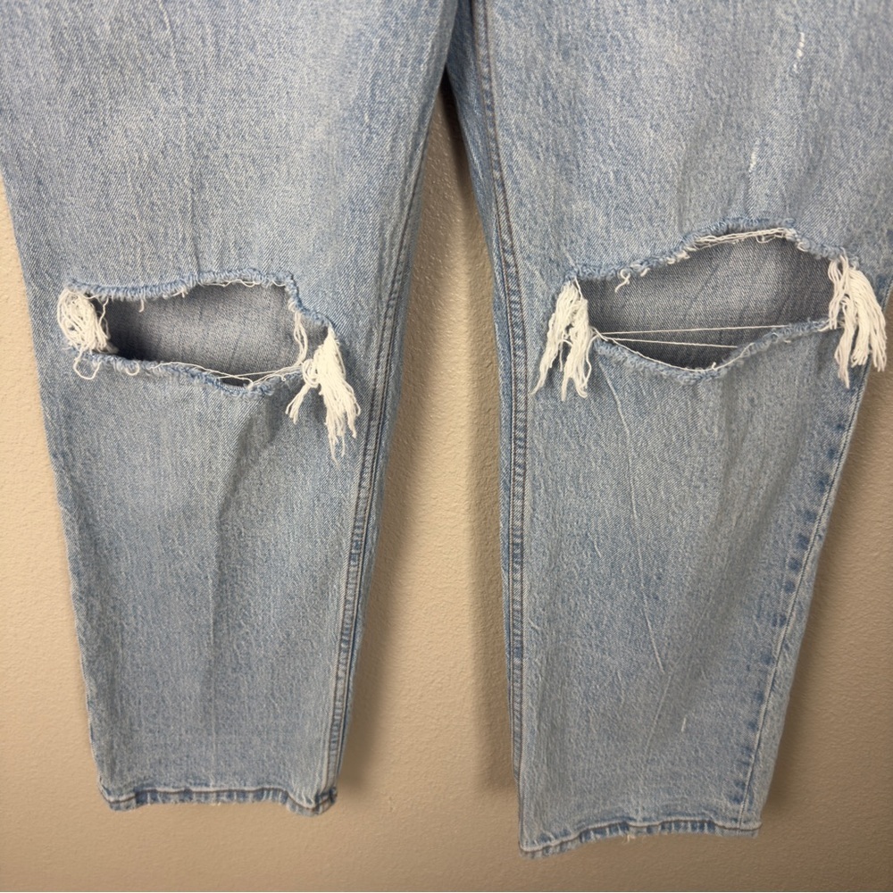 Abercrombie & Fitch Women’s the 90s Straight Ultra High Rise Jeans - Picture 4 of 9